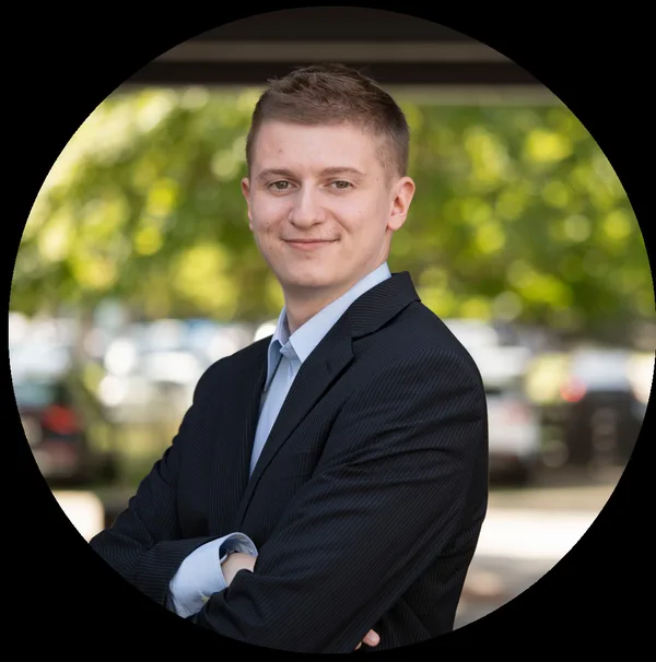 Porträtfoto von Lars Riedel, Mitarbeiter der CTO Balzuweit GmbH 